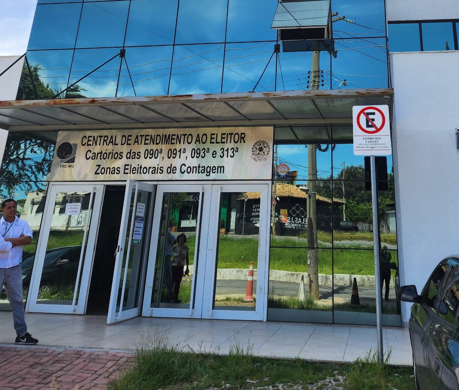 Fachada Comercial Corporativa